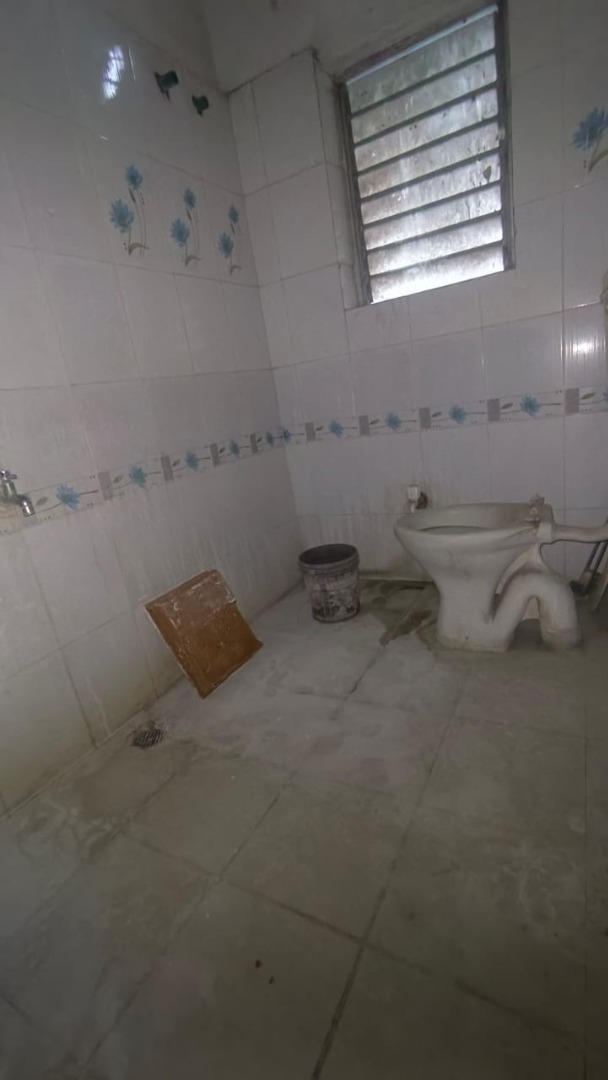 Unfurnished 3bhk in GMC Hostel Road, Christian Basti, Guwahati, Assam, India for Rent